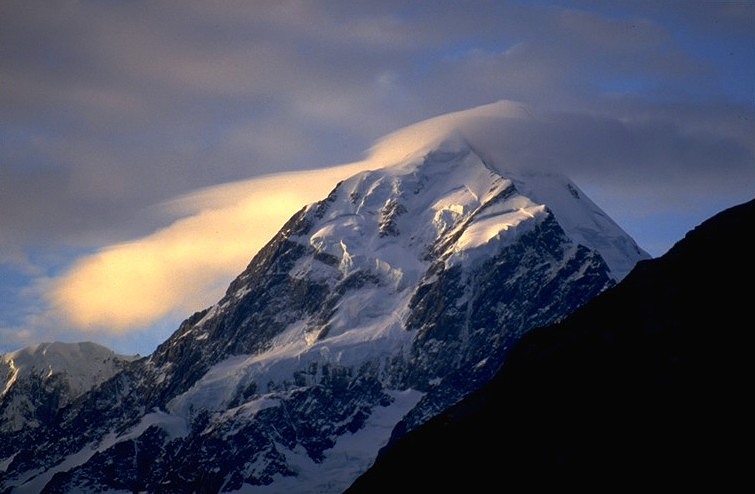 stratocumulus_lenticularis_grand.jpg